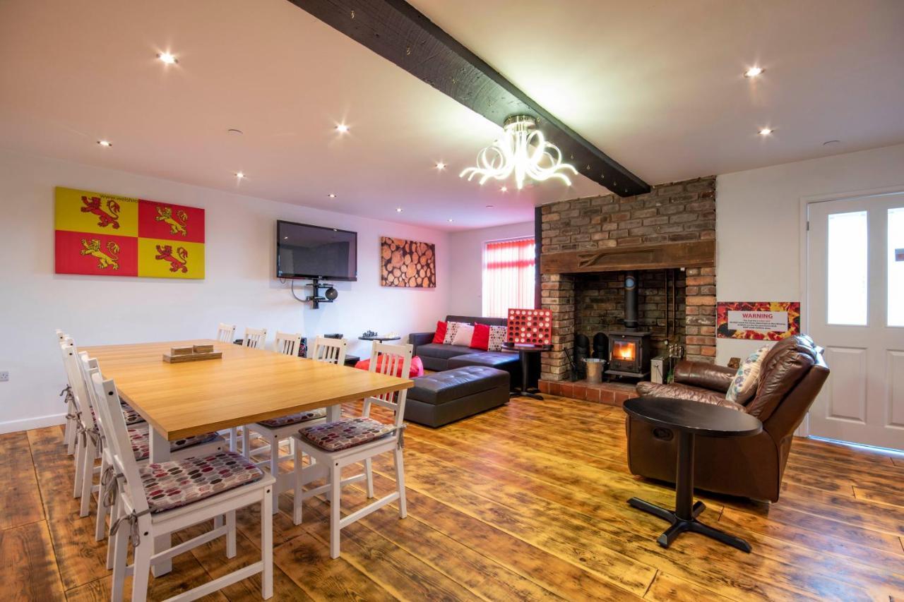Apartmán Welsh Row House Llandegla Exteriér fotografie