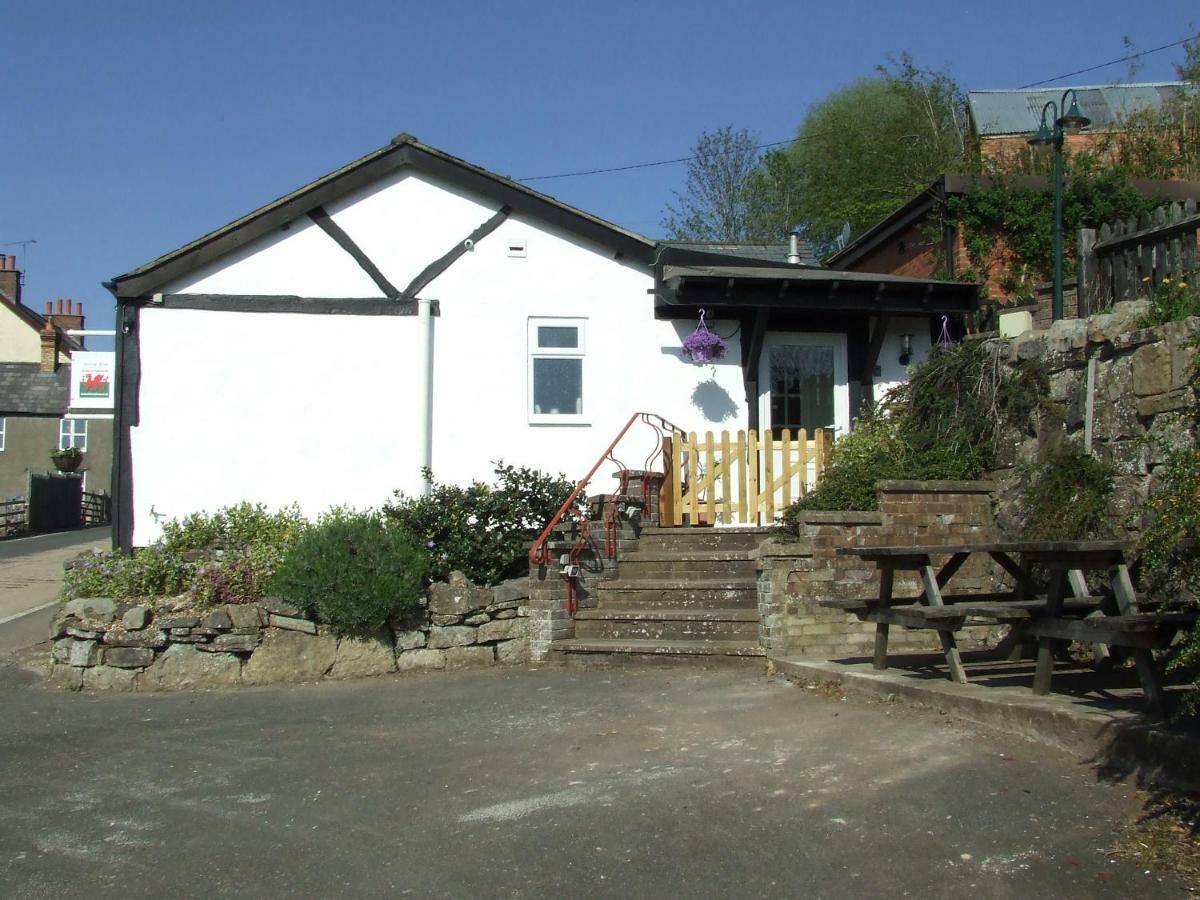 Apartmán Welsh Row House Llandegla Exteriér fotografie